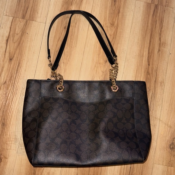 🌴EUC - Brown Shoulder Length Coach Purse With A Chain Handle - Picture 4 of 4